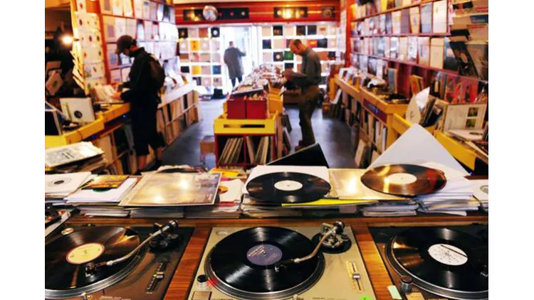 12 tips για επιτυχημένο Record Store Day